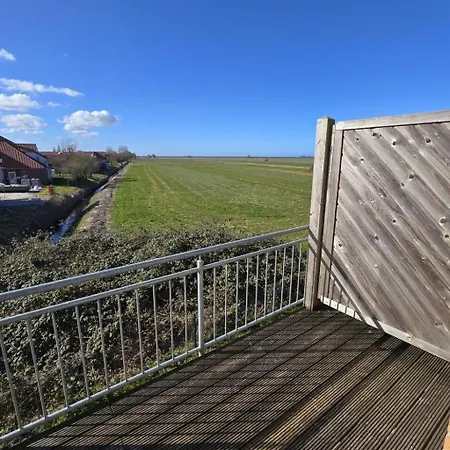 Haus Wattwurm By Interhome